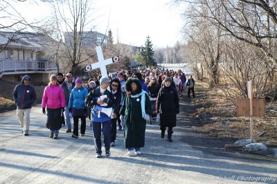 OLG_GoodFriday_FaithWalk_03Apr2015_0256 [800x600 wmg12].JPG