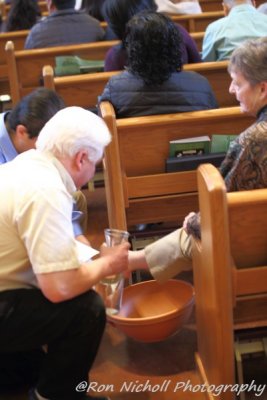OLG_HolyThursday_02Apr2015_0171 [800x600 wmg12].JPG