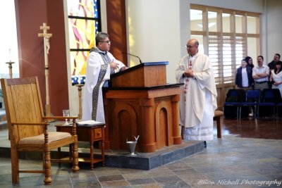 OLG_FatherVince_25yr_Priesthood_Blessing_1130_12Apr2015_0337 [800x600 wmg12].JPG