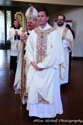 ArthurRoraff_Ordination_19Jun2015_0359 [800x600 wmg12].JPG