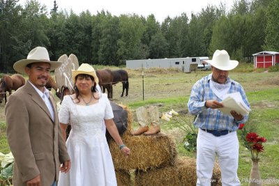 Carmen_David_Wedding_AK_HorseAdventures_23Aug2015_0063 [800x600 wmg12].JPG