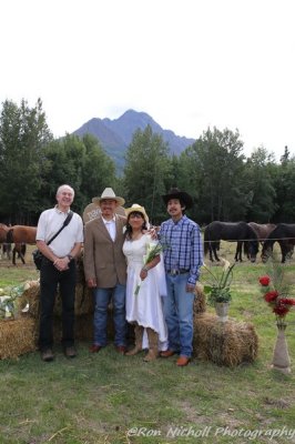 Carmen_David_Wedding_AK_HorseAdventures_23Aug2015_0101 [800x600 wmg12].JPG