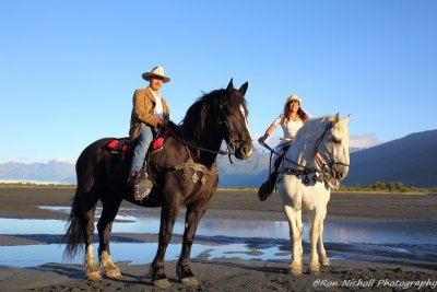 Carmen_David_Wedding_AK_HorseAdventures_23Aug2015_0322 [800x600 wmg12].JPG