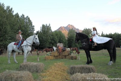 Carmen_David_Wedding_AK_HorseAdventures_23Aug2015_0363 [800x600 wmg12].JPG