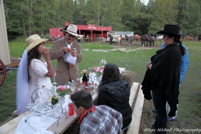 Carmen_David_Wedding_AK_HorseAdventures_23Aug2015_0383 [800x600 wmg12].JPG