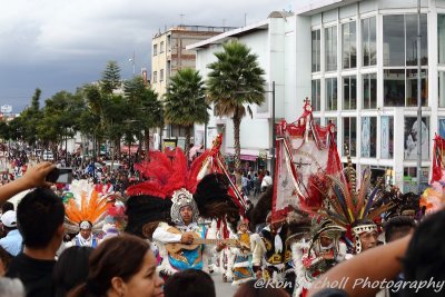 Basilica_Dancerando_Azteca_08nov2015_0979 [800x600 wmg12].JPG