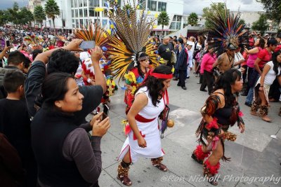 Basilica_Dancerando_Azteca_08nov2015_1035 [800x600 wmg12].JPG