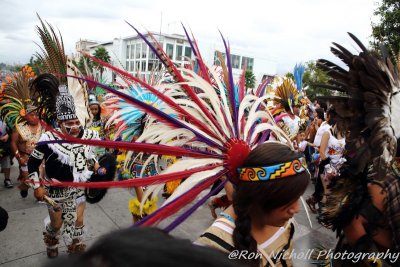 Basilica_Dancerando_Azteca_08nov2015_1206 [800x600 wmg12].JPG