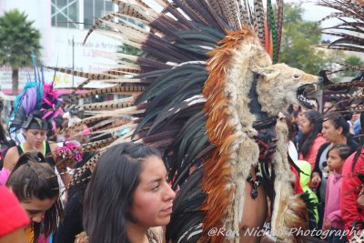 Basilica_Dancerando_Azteca_08nov2015_1258 [800x600 wmg12].JPG