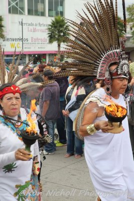 Basilica_Dancerando_Azteca_08nov2015_1270 [800x600 wmg12].JPG