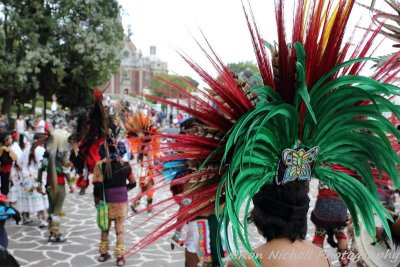 Basilica_Dancerando_Azteca_08nov2015_1439 [800x600 wmg12].JPG