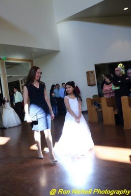 OLG_FirstCommunion_1130_17Apr_2016_0106 [800x600].JPG