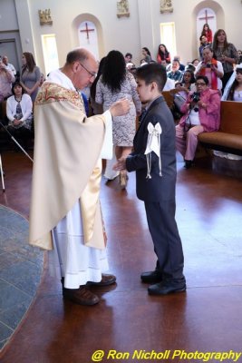 OLG_FirstCommunion_1130_17Apr_2016_0192 [800x600].JPG