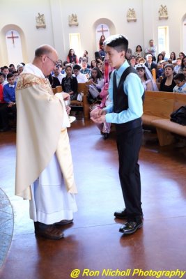 OLG_FirstCommunion_1130_17Apr_2016_0198 [800x600].JPG