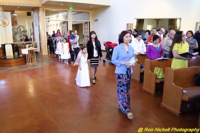 OLG_FirstCommunion_17Apr_2016_0012 [800x600].JPG