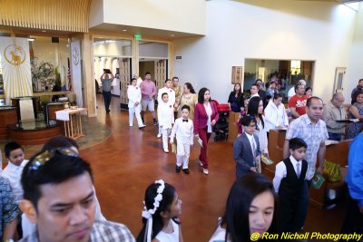 OLG_FirstCommunion_17Apr_2016_0016 [800x600].JPG