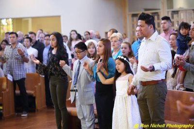 OLG_FirstCommunion_17Apr_2016_0032 [800x600].JPG