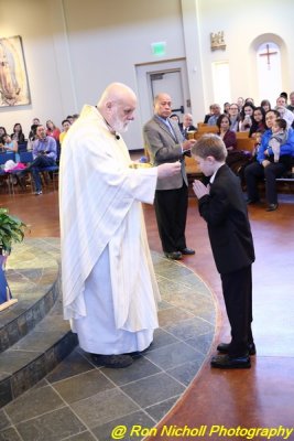 OLG_FirstCommunion_17Apr_2016_0062 [800x600].JPG