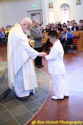 OLG_FirstCommunion_17Apr_2016_0070 [800x600].JPG