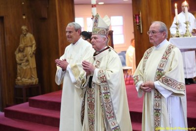 Deacon_DavidVanTuyl_Ordination_06May2016_0087 [1024x768] [800x600 no wm].JPG