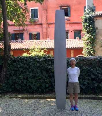 Ellsworth Kelly
American, 1923-
Curve XXV
1981
Aluminum
Peggy Guggenheim Collection
Venice