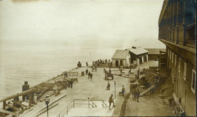 Convict workers on dock 1 1910c 1.jpg