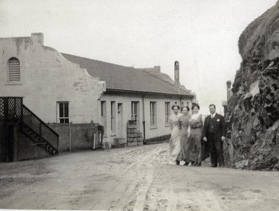 Group on road near PX 1910c.jpg