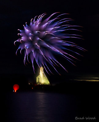 Canada Day 2014 Fireworks-2.jpg