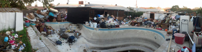 BackYard_S.jpg