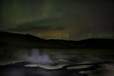 Northern Lights_D806375s.jpg