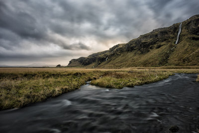 Seljalandsfoss DSC_1018s.jpg