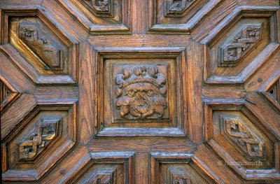 Wooden Door (MEXPHO)
