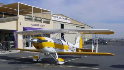 Hanger Caf Chandler Air N3808F