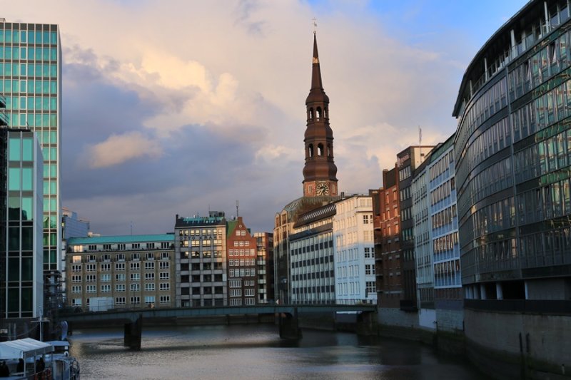 Hamburg. Nikolaifleet