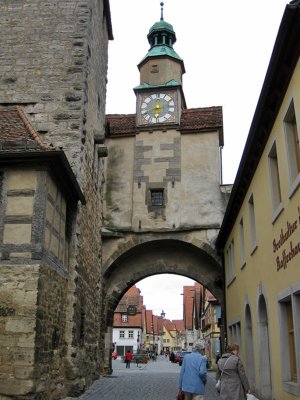 Rothenburg ob der Tauber. Markus Tower and Roder Arch