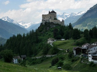 Tarasp Castle