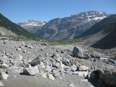 Walk to the Morteratsch Glacier