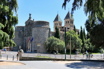 Toledo. Puerta de Bisagra