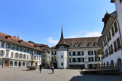 Thun. Rathausplatz