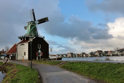 Amsterdam. Zaanse Schans. De Huisman Mill