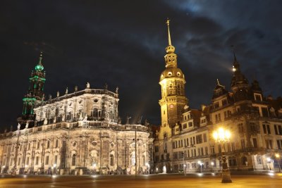 Dresden. Theaterplatz