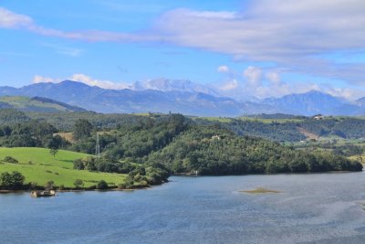 Vista desde San Vicente de la Barquera