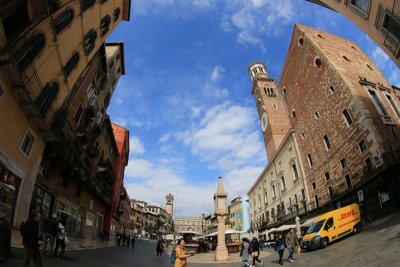 Verona. Piazza delle Erbe