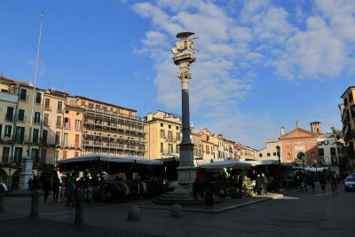 Padova.Piazza della Frutta