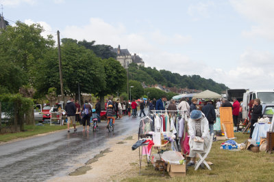 016 Chaumont Sur Loire brocante market