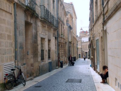 a side street in Bordeaux
