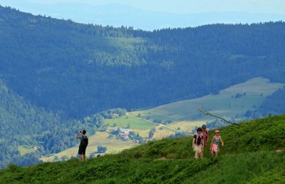 happy hikers