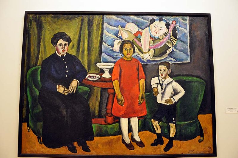 Piotr Konchalovsky - Family portrait (1911) - 9669