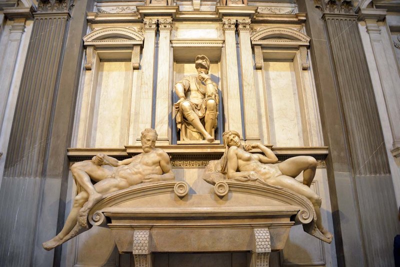 Tomb of Lorenzo di Piero de Medici - Dusk and Dawn by Michelangelo - New Sacristy - Medici Chapel - Florence - 6916