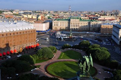 Mariinsky Palace, now Saint Petersburg Legislative Assembly, and Isaakievskaya Ploshad - 9017